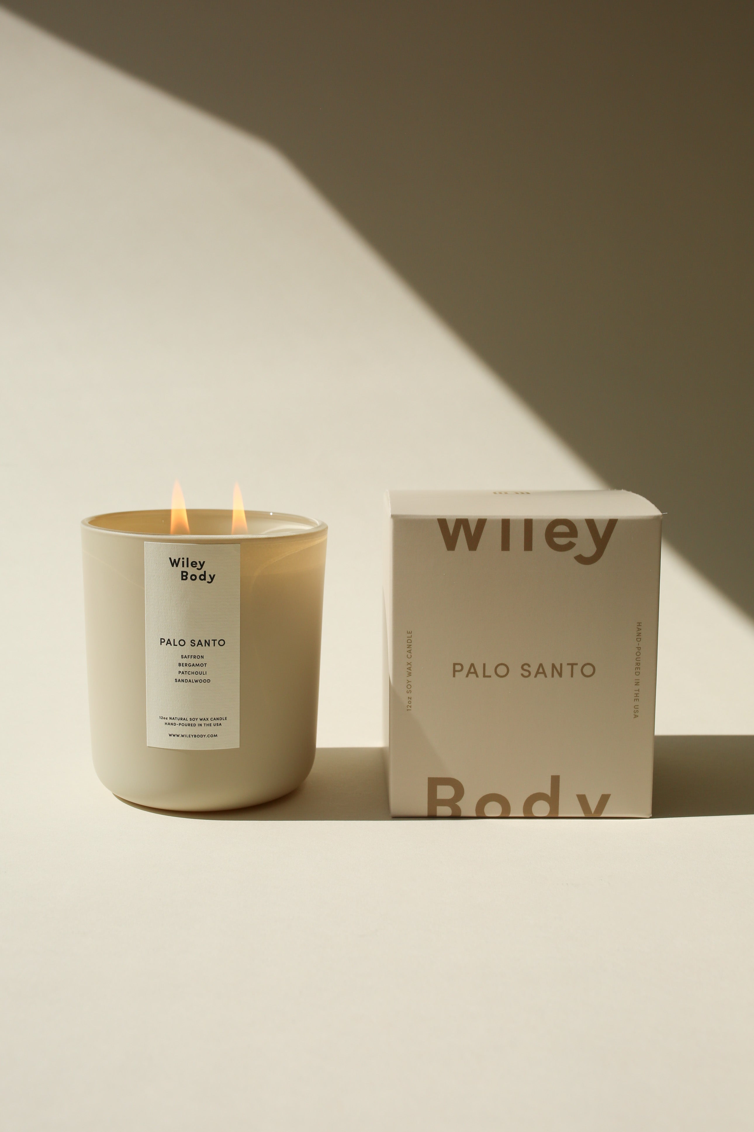 The Candle - Palo Santo